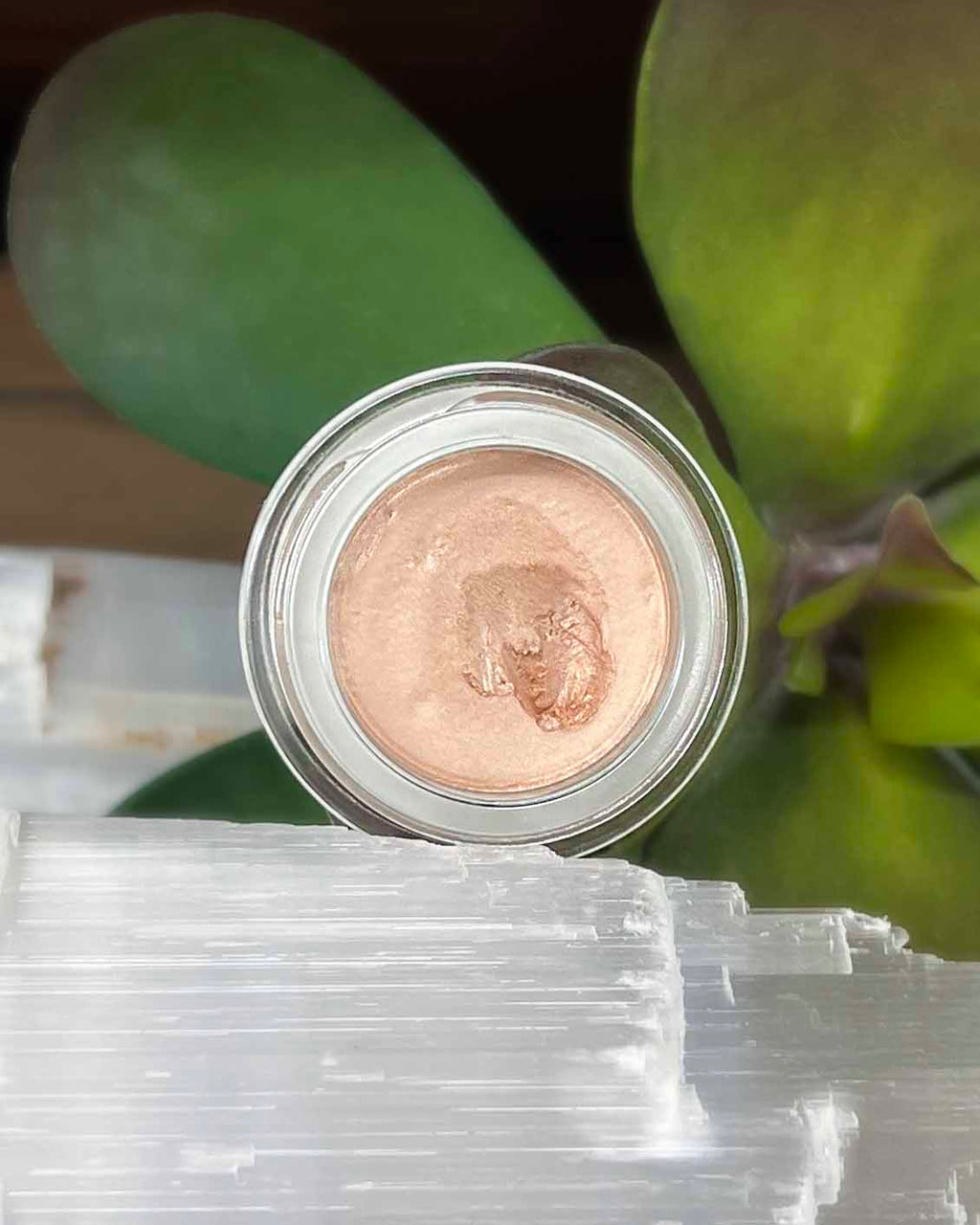 Cream Highlighter Pot