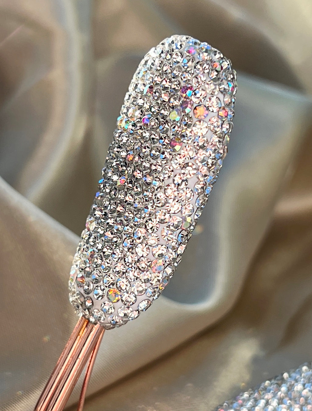 Rose-Gold Crystal-Studded Eyelash Curler