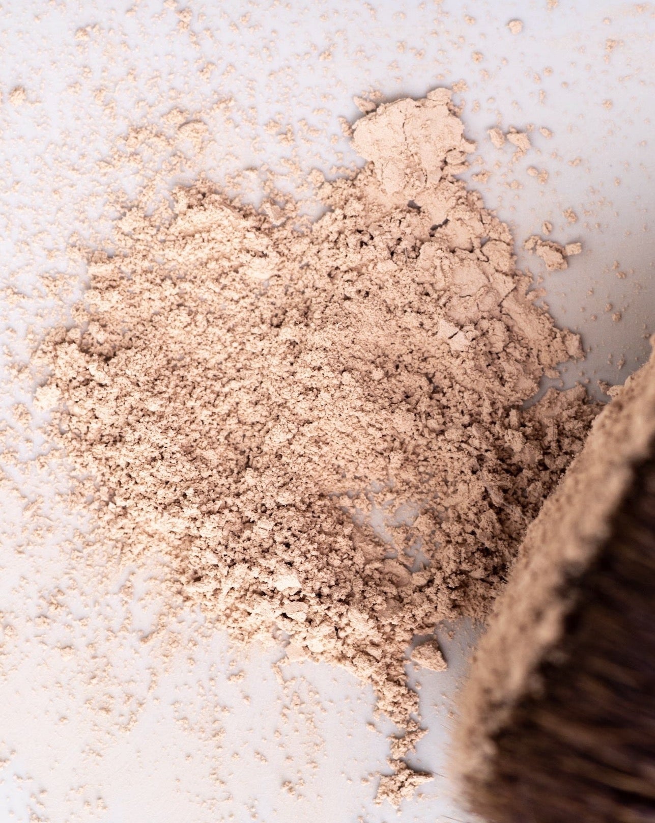 Subtle-Coverage Four-Ingredient Loose Powder Mineral Foundation